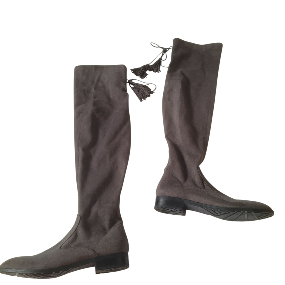 Grey Marc Fisher SZ 8 over knee Suede Tassel Boots - Picture 1 of 10